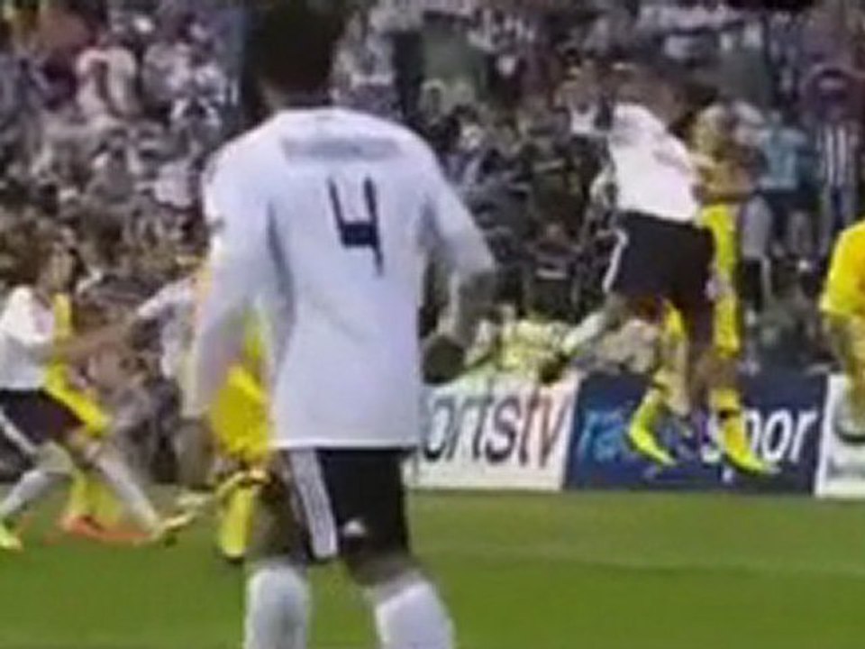 Önce İnsanlığı Öğren Sonra Gel Futbol Oyna! 5-1