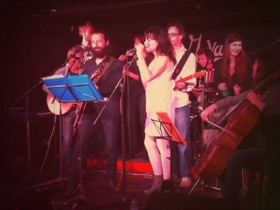 CLARIKA, JP NATAF & JOHNNY VALENTINE - Comme la lune ( Joe DASSIN )