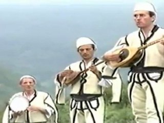 Qamili i Vogel  & Salih Berisha ne Vitin  1989 Ne token Tone Heroike
