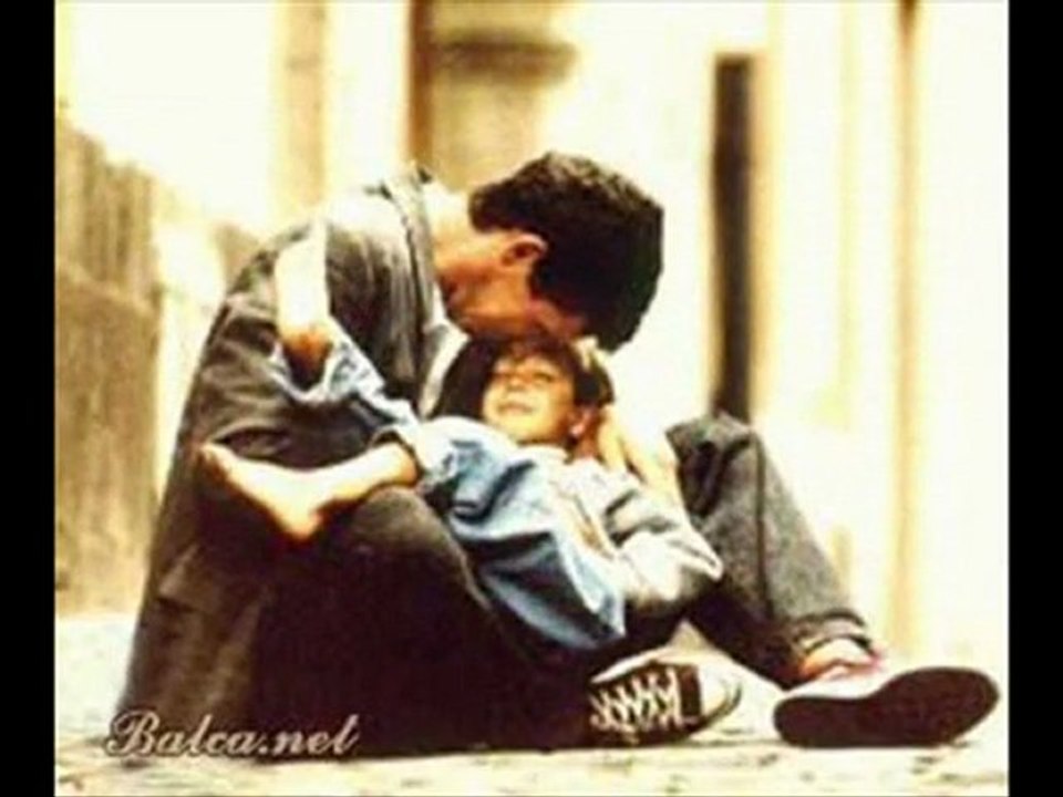 Kendi Videoların- PesİmİsT Bana masal anlat baba 2010 [HQ] (4)