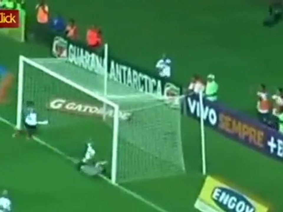 Botafogo tropeça; Bahia vira em Pituaçu