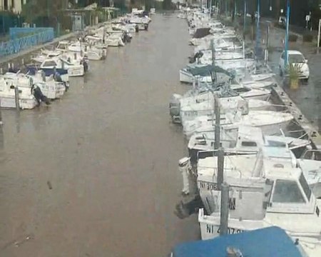 Mandelieu,Cannes, la Frayère,la Siagne, le Riou,son port,la Siagne,en crues 5 et 6 novembre 2011