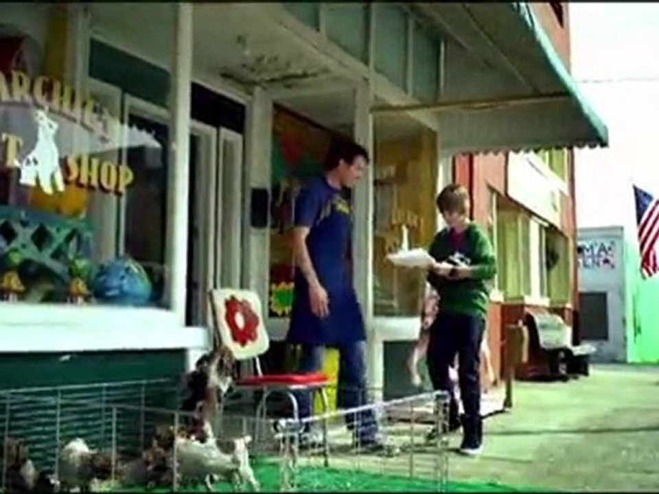 Justin Bieber  "One Less Lonely Girl"  ( Officiel )