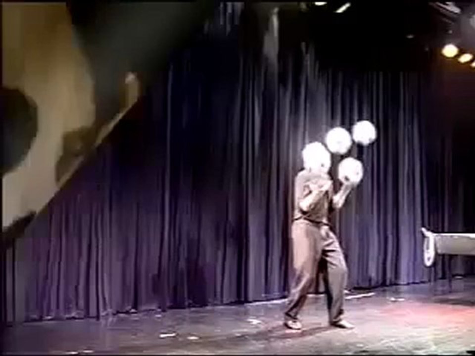 MICHAEL CHIRRICK-juggling-presents Art agency Valentino