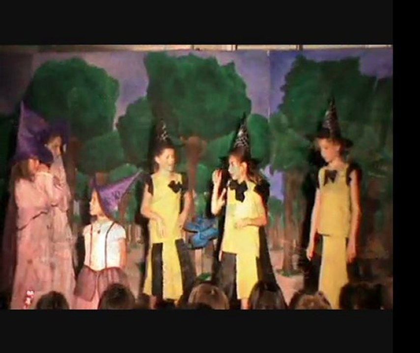 Extraits du spectacle 2011 : Les petits