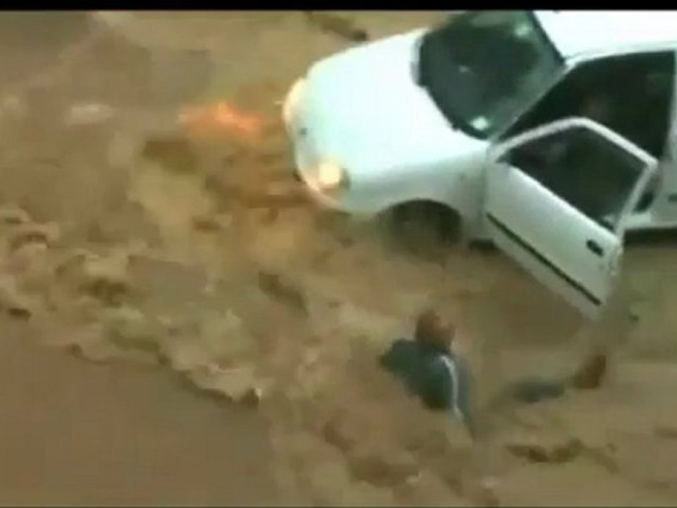Floods Hit Italy - Storms   Torrential Rains in Northwest - Disaster in Genoa (Genova) 6 dead - YouTube