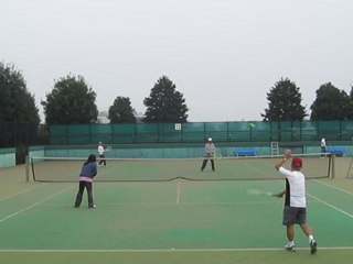 2011-11-6 入間市でテニス もっちゃん+ますらおさんvs chikaさん+terranさん