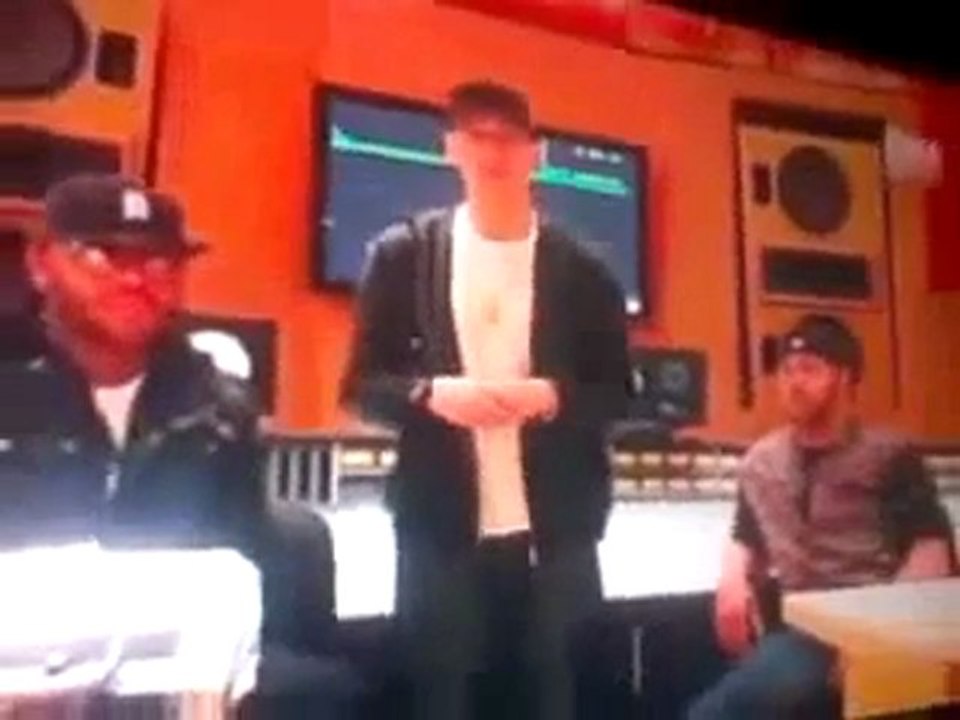 Eminem MTV 2011 Slaughterhouse x 50 Cent track