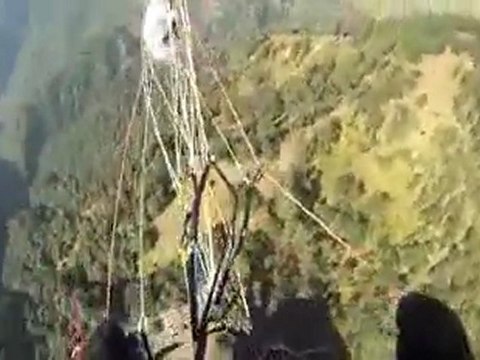 Himalayan paraglider collides with bird and crashes