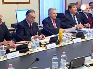 Grèce : Papandréou se retire au profit d'un...