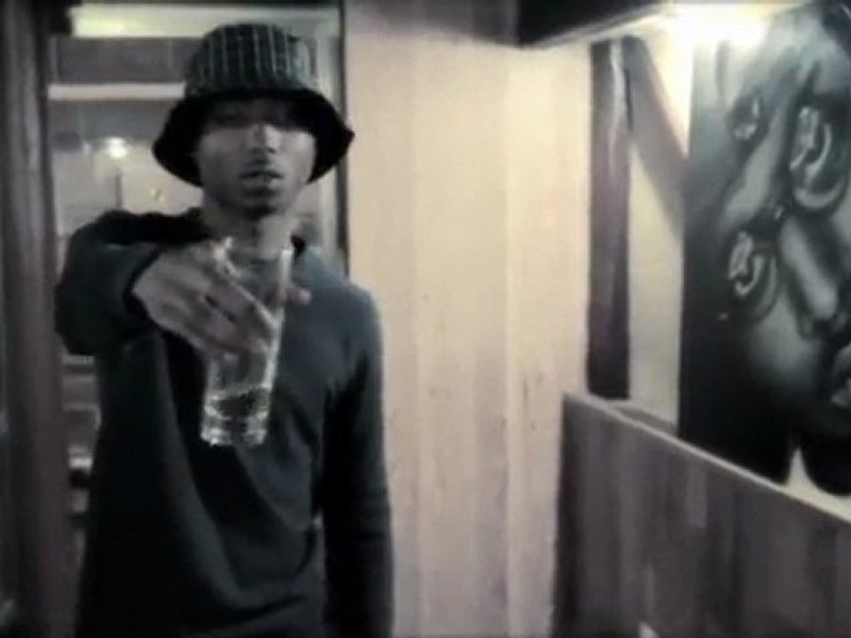 GUIZMO DE L'ENTOURAGE GUIZMO  Réalisé par Mo's Art