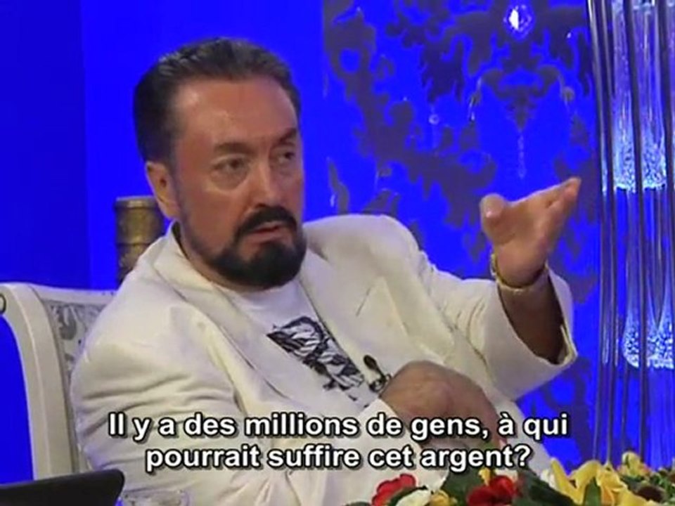 Ce n’est pas en envoyant des SMS que la famine en Somalie prendra fin C’est lorsqu’il y aura l’Union Islamique et que les richesses ne seront plus gaspillées que cela prendra fin