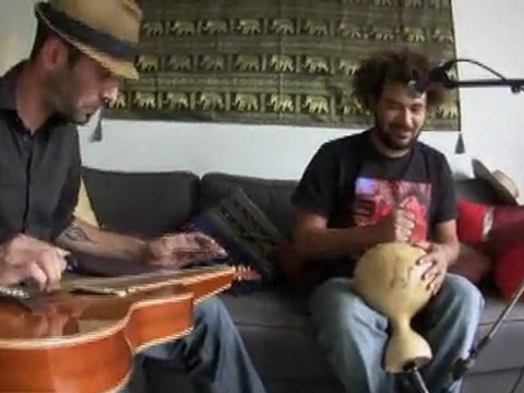 David Le Deunff (Hocus Pocus) chante un titre avec Aymeric Maini