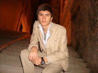 Efla Ft. Afra - Yanar Döner Dünya