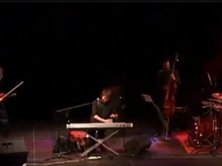 Jak dawniej oto stoję na ruinach - Rozmowa z Piramidami