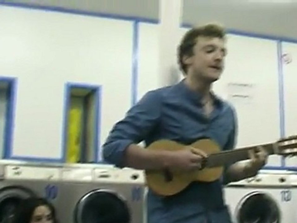 - Frou-frou @ Lavomatic Tour (Saison 4 - 2011-04-06)