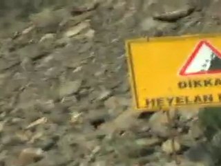 ÖZGÜR AKSIN DERELER