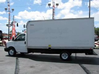 2004 GMC Savana Hollywood FL - by EveryCarListed.com