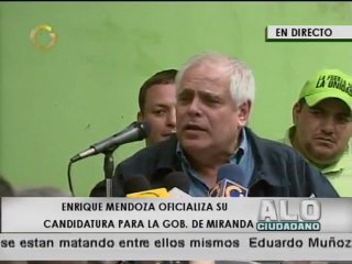 Enrique Mendoza oficializa su precandidatura