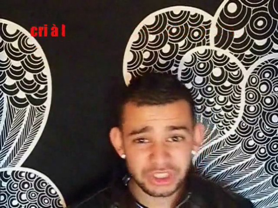 Clip Officiel MIDOU Fidèle au contexte