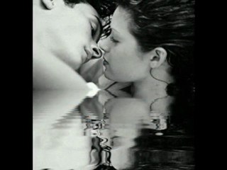 SENSİZ BENSİZ  ZARA