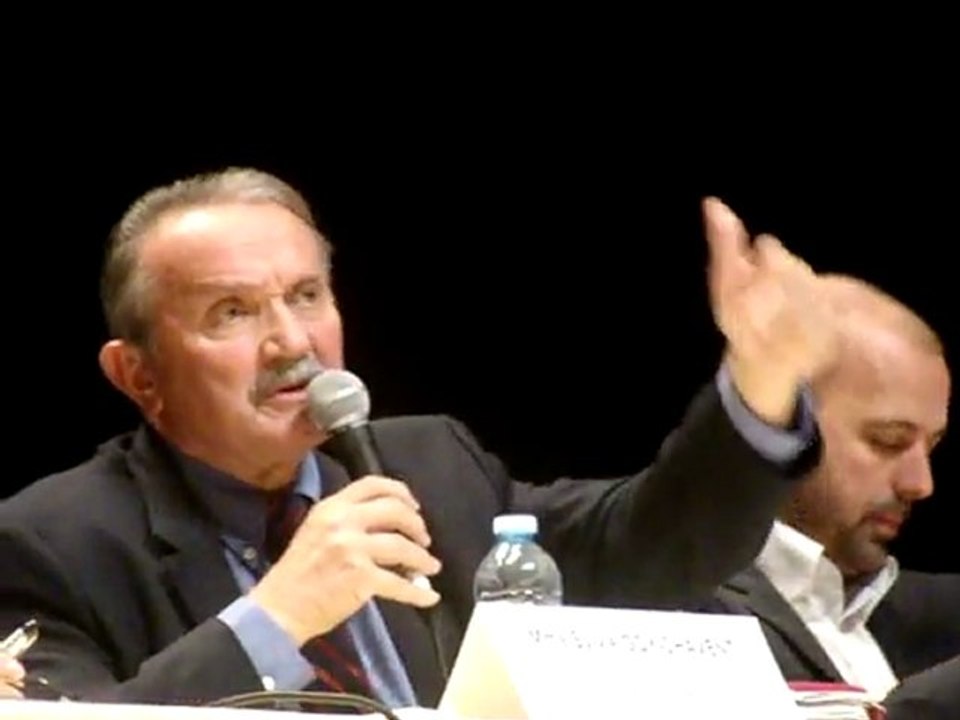 Jacques Berthou, sénateur,  ausujet des services publics