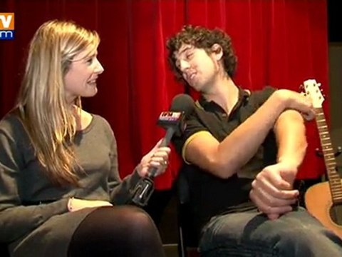 Max Boublil revient en sketches et en chansons