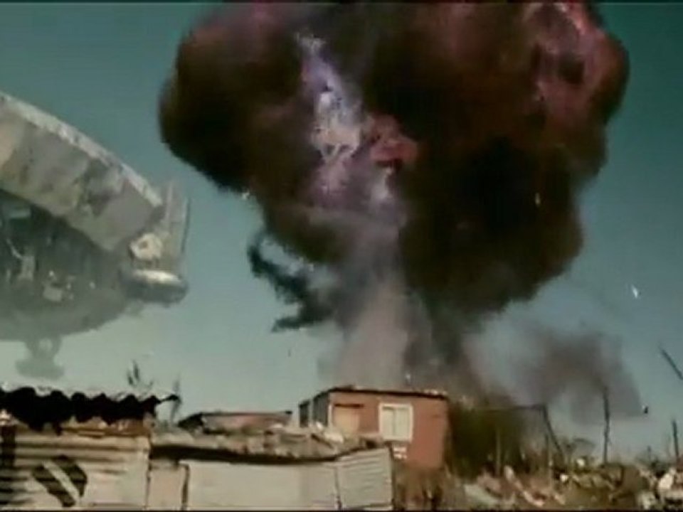 District 9 TV Spot