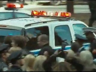 Salt clip 'Perp Walk' - At UK & IRE Cinemas 18 August 2010