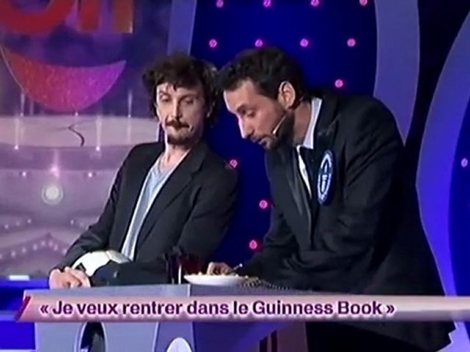 Arnaud Tsamere en guest avec Arnaud Cosson - Je veux rentrer dans le Guinness Book