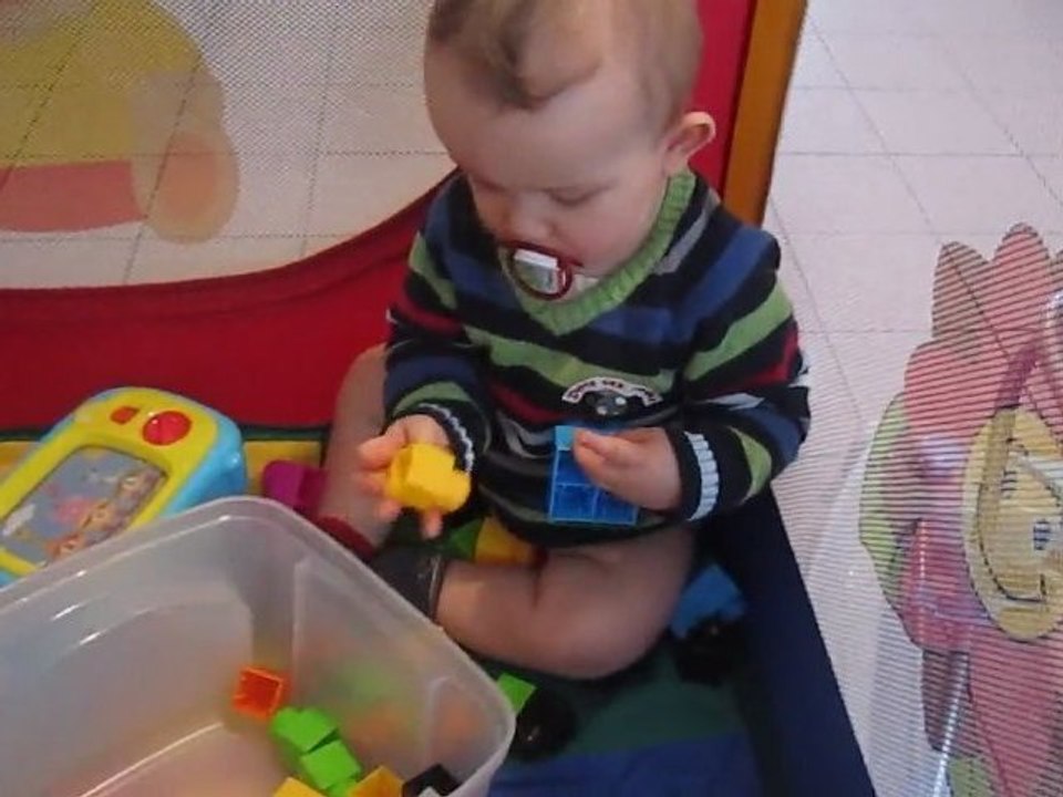 Raphaël dans son parc