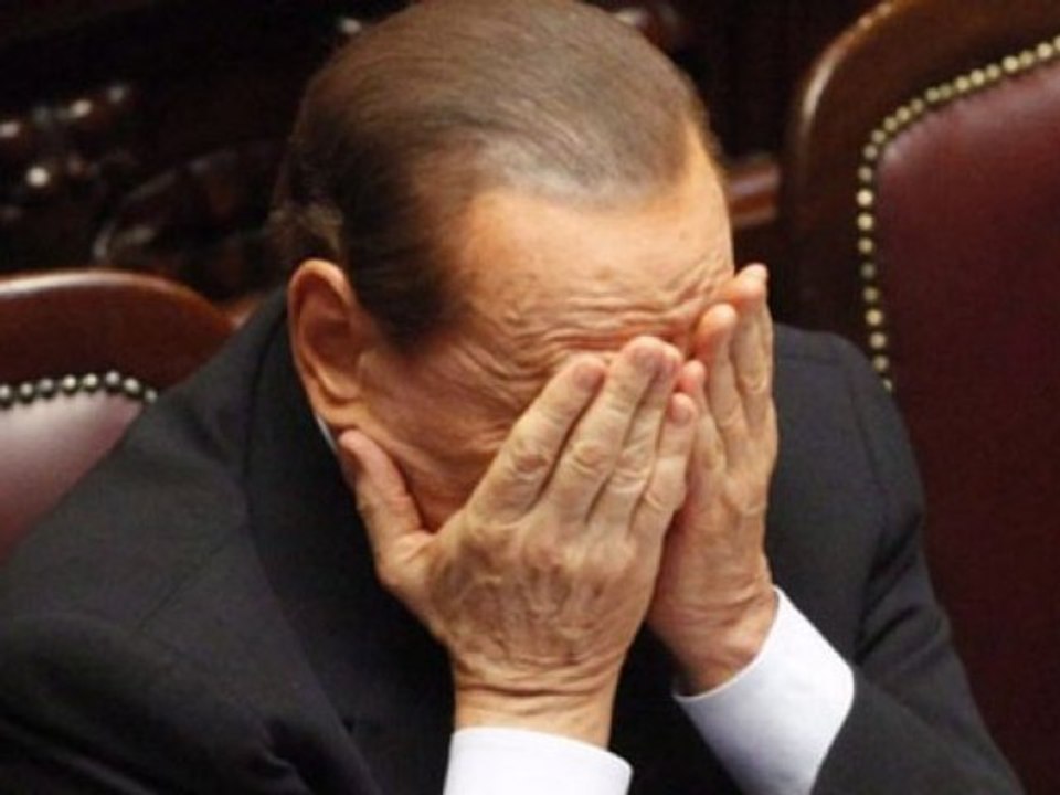 Grand Angle : Berlusconi a annoncé sa démission