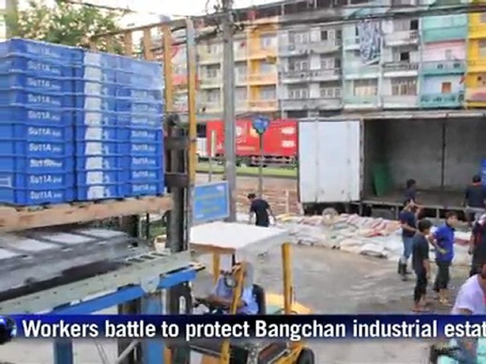 Floods threaten Bangkok industrial estates