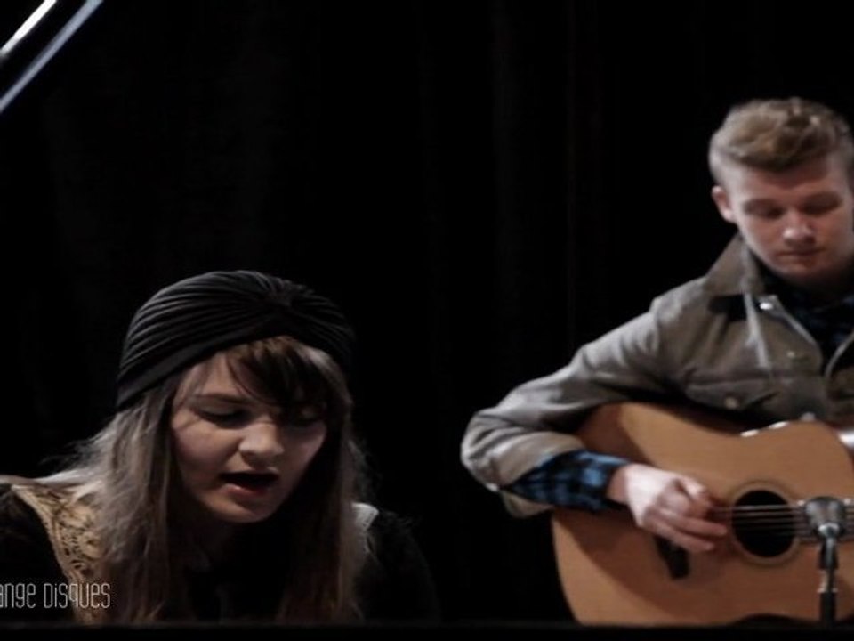 Jennie Abrahamson "Outside Your Window" en acoustique sur Mange Disques