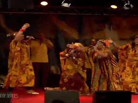 The Creole Choir of Cuba Peze Café en live sur Mange Disques