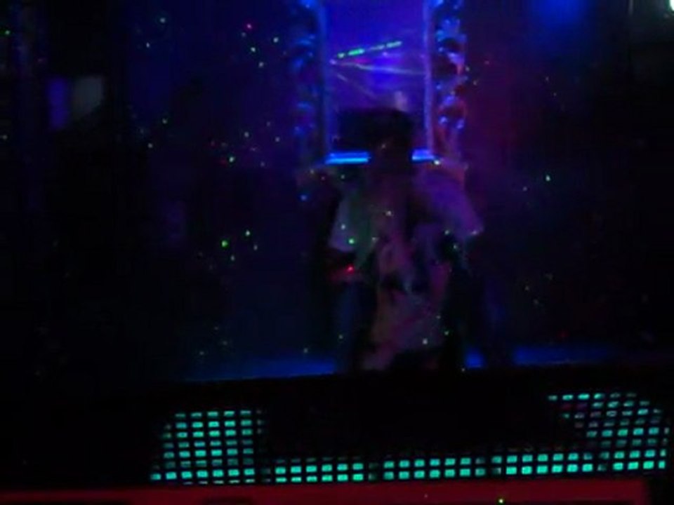 restaurant enterrement de vie de célibataire, de jeune fille, de garçon, soirée dansante