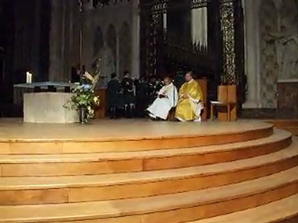 Le grand retour de chasse Trompes du Val de Selle Cathédrale d'Amiens Messe St Hubert 2011