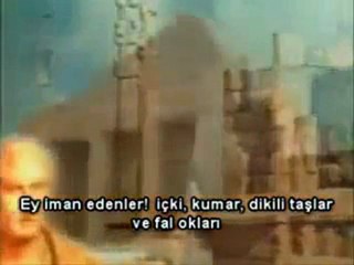 bombalar altında namaz...