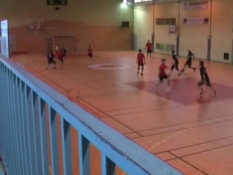 2011 champ indoor retour KLB-FUMBLE