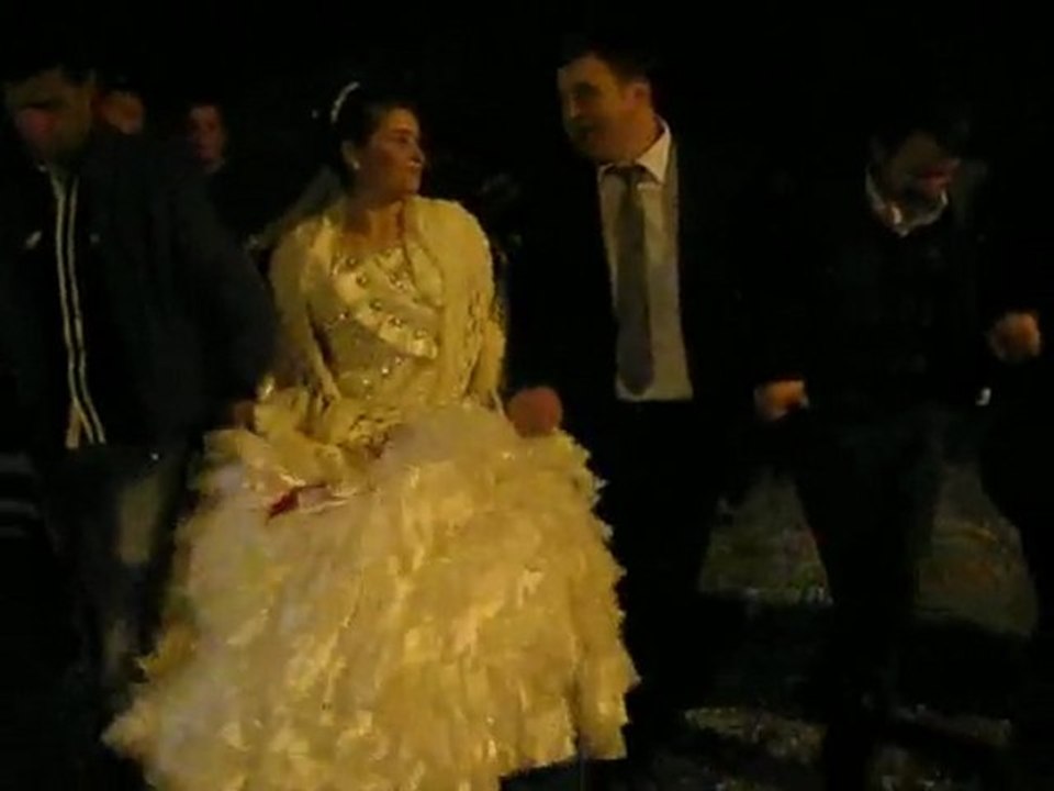 Canan - Ahmet Düğün (horon) 09.11.2011 -  yukarikoy.com