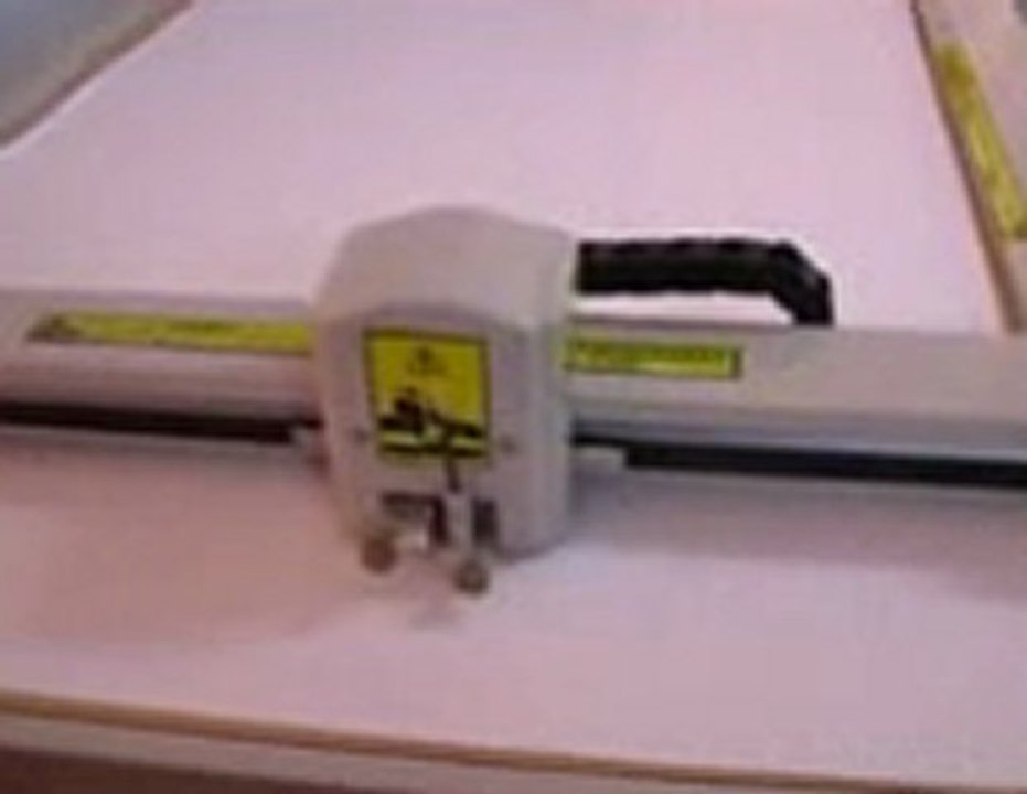 aokecut@163.com plotter cutter drawing machine