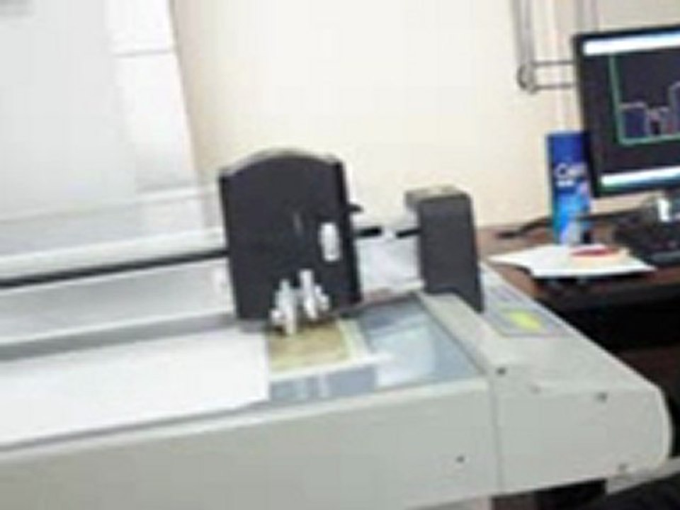 aokecut@163.com adhesive cuter plotter machine