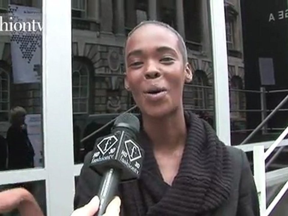 Danielle Scutt Show Arrivals - Spring 2012 LFW | FTV