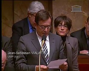 Jean-Sébastien Vialatte s'adresse à Frédéric Lefebvre