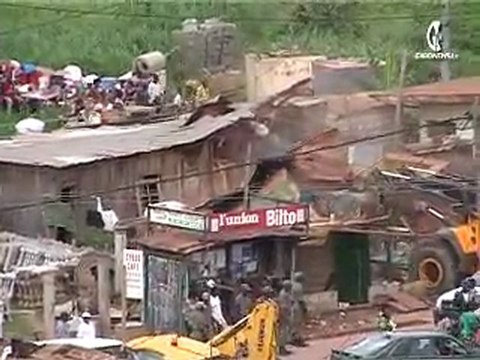 La démolition des constructions anarchiques à Libreville