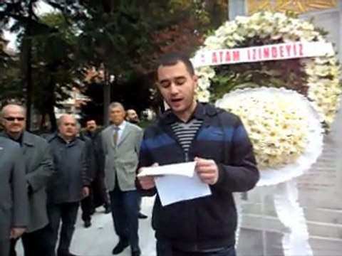 Anıl Küsen Atatürk Şiiri-10 Kasım 2011-İzmit Atatürk Anıtı