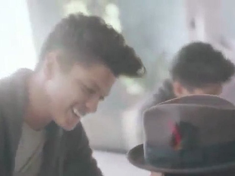Bruno Mars - It Will Rain