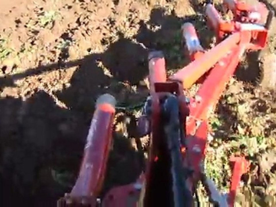 Valtra a95 5 li 14 No Ünlü Tamotamatik Pulluk Pancar Yerleri Sürümü KÖKSU TARIM 2011 Part 1