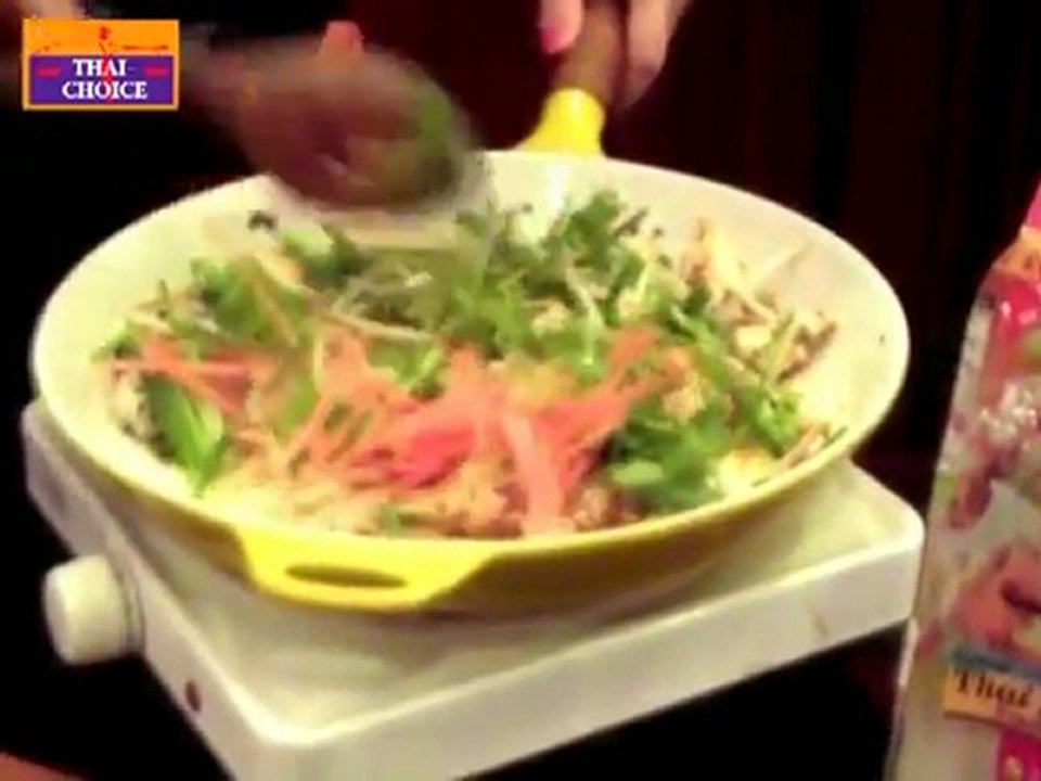 Thai-Choice Fusion Recipe, Stir-Fried Chicken and Coconut Noodles with Thai Lime