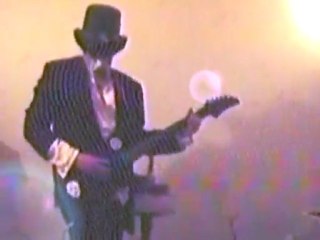 Pim Zond - "Minimalist Doom Metal Improv"